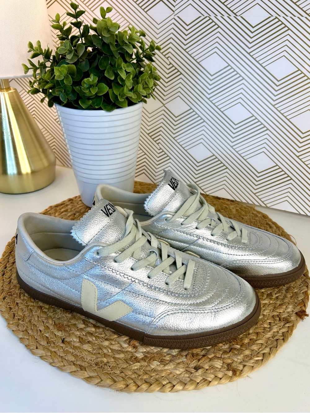 Veja Panenka O.T. Silver leather sneakers-size 9